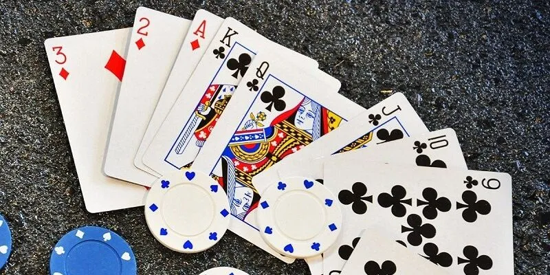 Mẹo chơi Tiến Lên Miền Nam theo cách xé bài